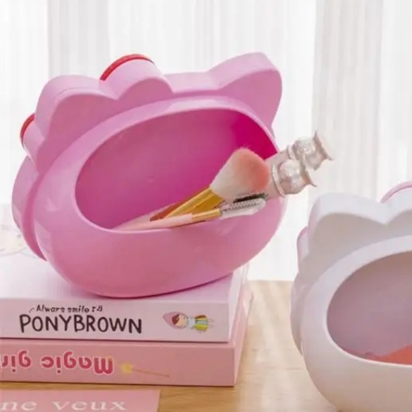 Hello Kitty Mirror w Brush Holder - Picture 6 of 13